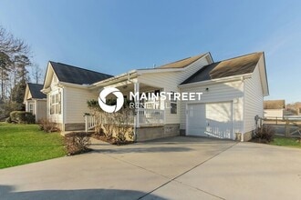 136 Sterling Terrace Dr in Mooresville, NC - Building Photo - Building Photo