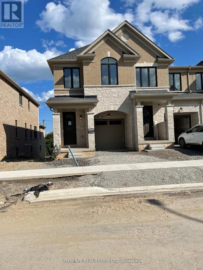 property at 1392 Almonte Dr
