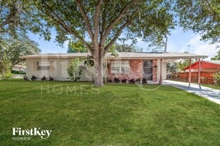 3639 Shalimar Ct in Orlando, FL - Building Photo