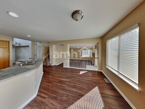 4892 Waldenwood Dr in Littleton, CO - Foto de edificio - Building Photo