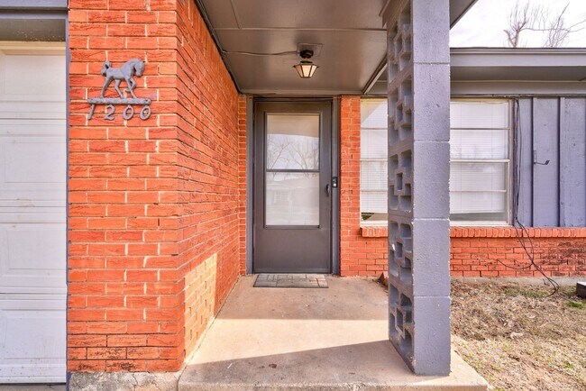 1200 Mcdonald Dr in Midwest City, OK - Building Photo - Building Photo