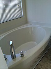 1373 Still Point Ct in Winston-Salem, NC - Building Photo - Building Photo