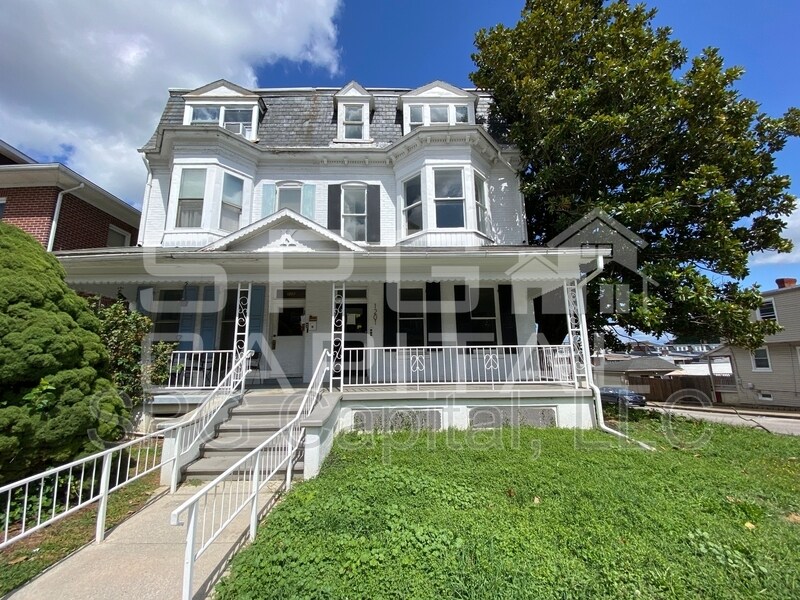 1201 W Princess St in West York, PA - Building Photo