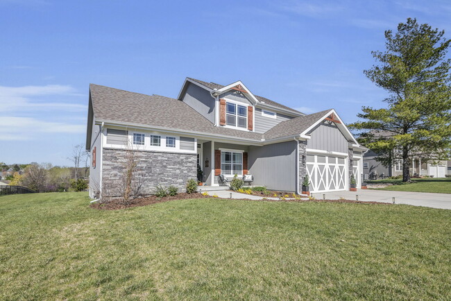 property at 7904 N Spruce Ave