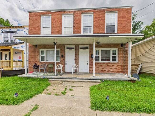 property at 1454-1456 Ferndale Ave