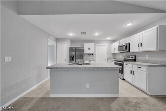 2617 53rd St W in Lehigh Acres, FL - Building Photo - Building Photo