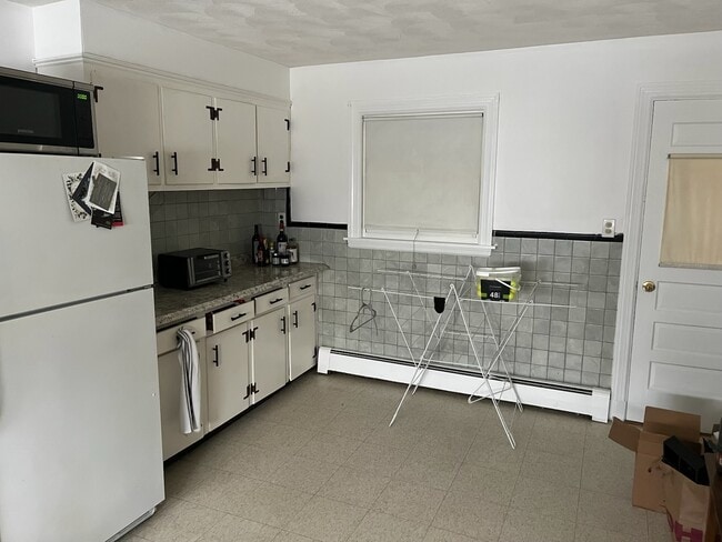 110 Thorndike St, Unit 1F in Cambridge, MA - Foto de edificio - Building Photo