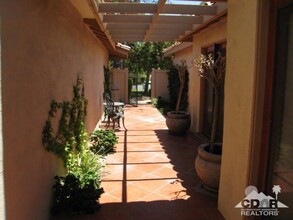 293 Serena Dr in Palm Desert, CA - Building Photo - Building Photo