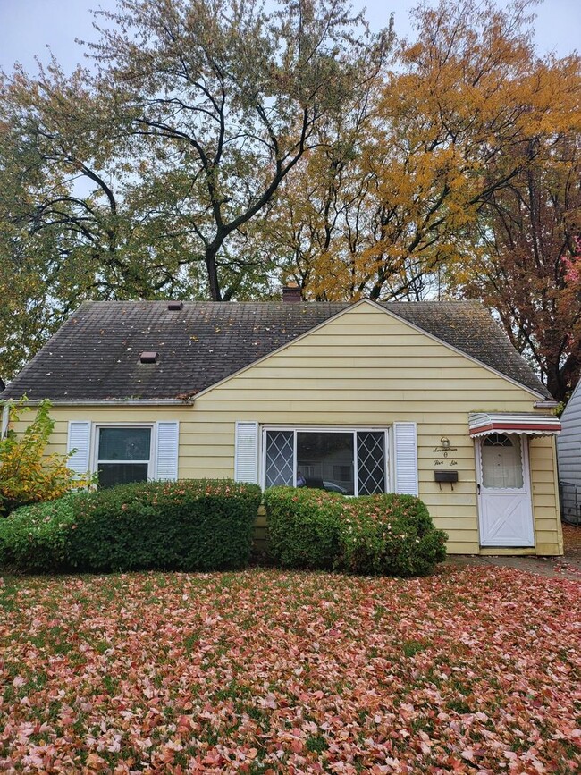 property at 17056 Lincoln Ave
