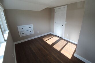 2317 E Hartson Ave in Spokane, WA - Building Photo - Building Photo
