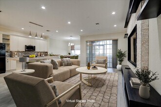 13 Nottingham Pl in Boynton Beach, FL - Building Photo - Building Photo