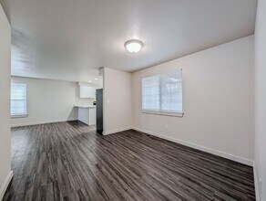 5411 99th Pl NE in Marysville, WA - Building Photo - Building Photo