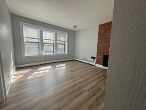 1728 Wightman St, Unit #2 in Pittsburgh, PA - Foto de edificio - Building Photo
