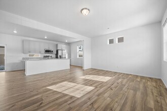 22293 E 38th Pl in Aurora, CO - Building Photo - Building Photo