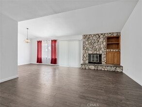 15119 Haddington Way in Victorville, CA - Foto de edificio - Building Photo