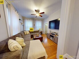 224 Banks St, Unit 1 in Cambridge, MA - Building Photo