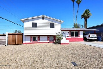 502 E Taylor St in Tempe, AZ - Foto de edificio - Building Photo