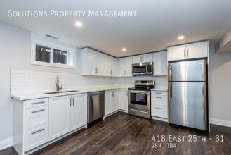 418 E 25th St in Hamilton, ON - Building Photo - Building Photo