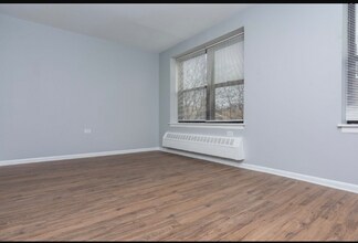 7836 S South Shore Dr in Chicago, IL - Building Photo - Building Photo