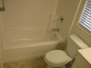 1931 S Miller St in Santa Maria, CA - Building Photo - Building Photo