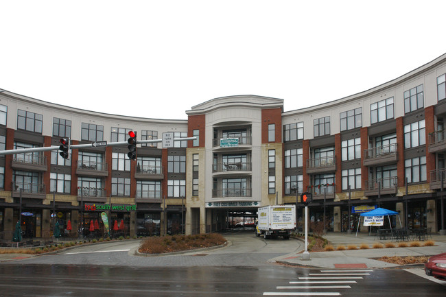 Centercourt Condominiums