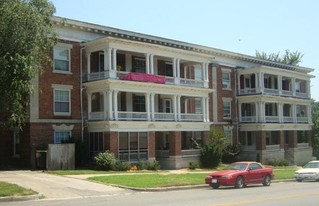 1013-1019 Benton Blvd Apartments