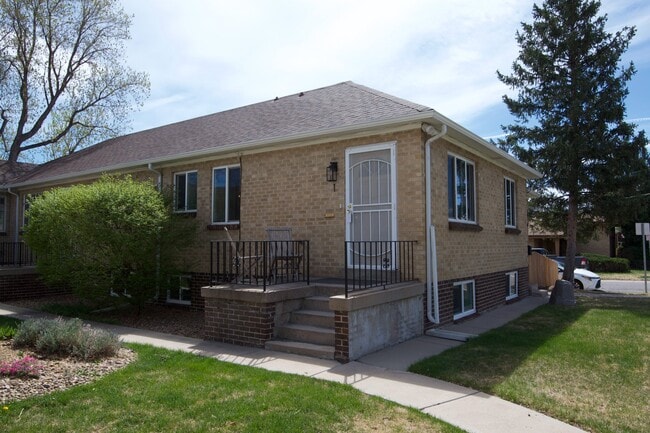 property at 1600 Winona Ct