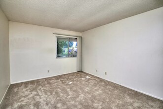 5518 Armitos Ave in Goleta, CA - Building Photo - Building Photo