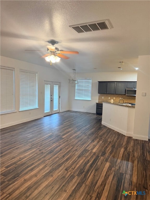 311 Crowfoot Dr