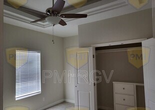 1037 French Ave in Edinburg, TX - Building Photo - Building Photo