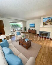 1201 Mar Vista Dr-Unit -#A in Fircrest, WA - Building Photo - Building Photo