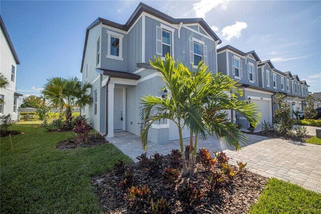 11261 Beach Walk Wy NE in St. Petersburg, FL - Building Photo - Building Photo