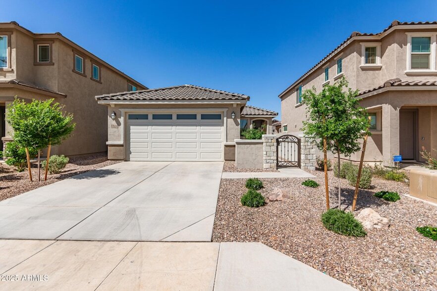 17630 W Missouri Ave, Unit 4412702 in Litchfield Park, AZ - Foto de edificio