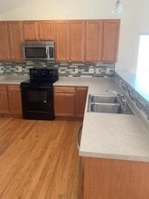 2932 Beunavista Ct in Greenville, NC - Foto de edificio - Building Photo