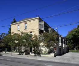 918 King St W in Toronto, ON - Building Photo - Building Photo