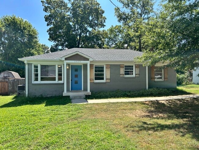 property at 1029 Edgewood Dr