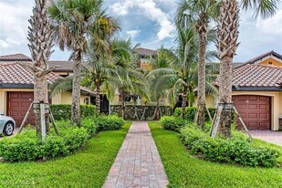 9518 Avellino Wy in Naples, FL - Building Photo