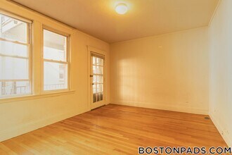 1634 Commonwealth Ave in Boston, MA - Building Photo - Building Photo