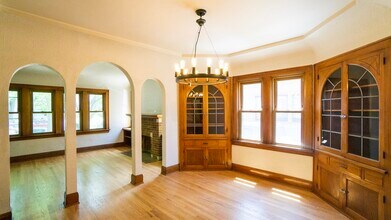 2941 N 73rd St in Milwaukee, WI - Building Photo - Building Photo