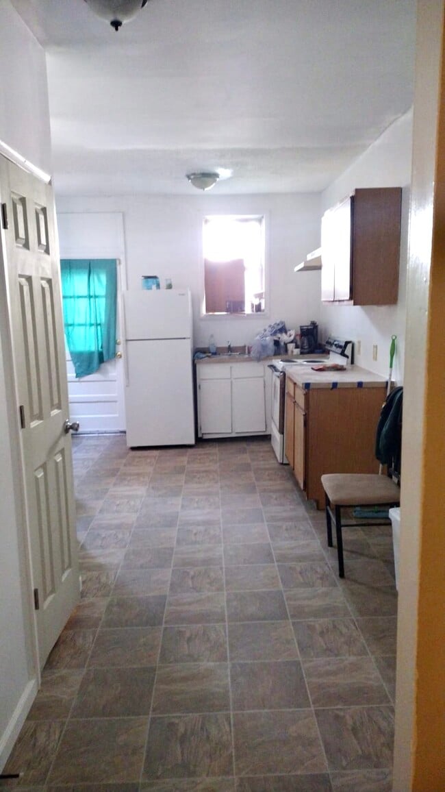 1952 Kensington St, Unit 1 in Harrisburg, PA - Building Photo - Building Photo