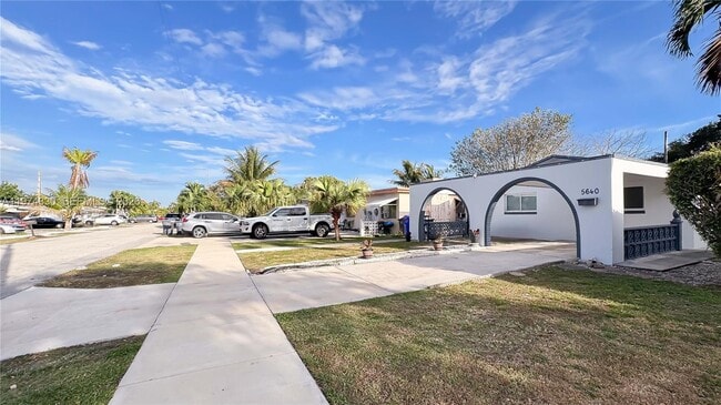 property at 5640 Hayes St