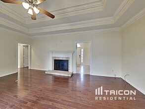 1818 Brighton Dr in Murfreesboro, TN - Foto de edificio - Building Photo