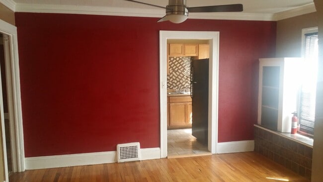 1665 Cliffview Rd, Unit 1 in Cleveland, OH - Foto de edificio - Building Photo