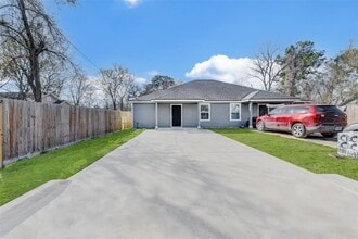 2418 Mann St in Houston, TX - Building Photo - Building Photo