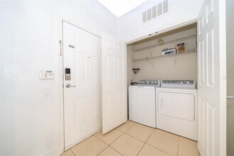 3344 Robert Trent Jones Dr in Orlando, FL - Building Photo - Building Photo