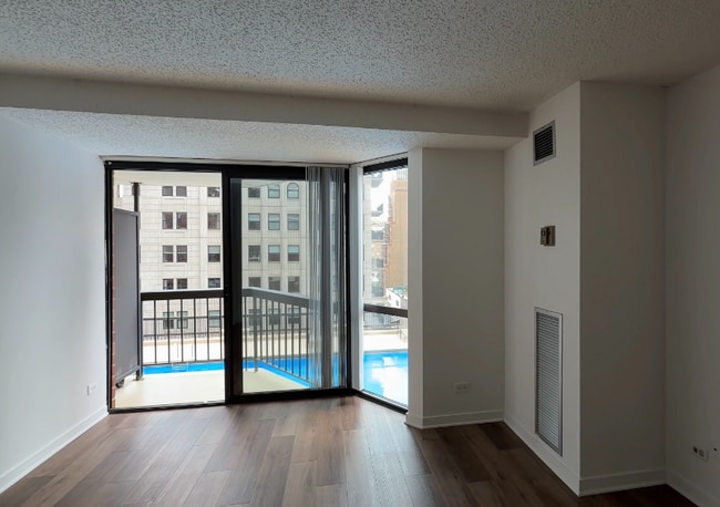 1333 N Dearborn St in Chicago, IL - Building Photo - Building Photo