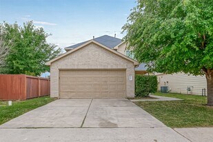 838 Darbydale Crossing Ln in Houston, TX - Building Photo