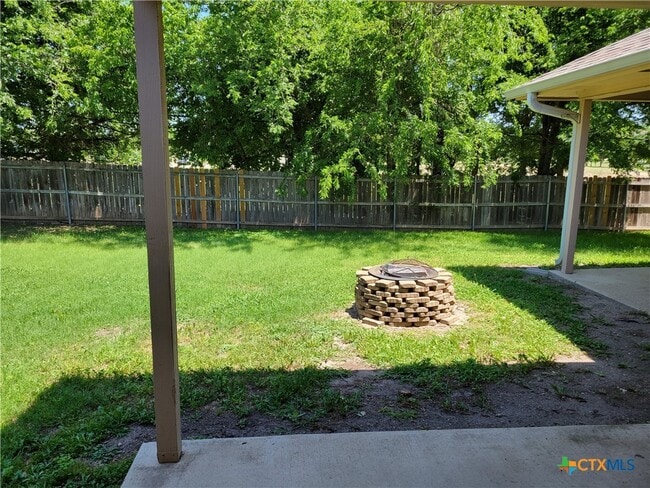 property at 305 Grizzly Trail