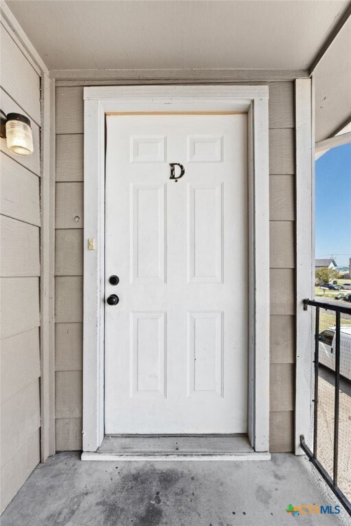 1005 Eastside Dr in Killeen, TX - Foto de edificio - Building Photo