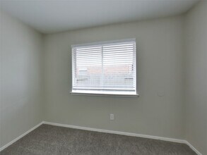 1824 Old Creek Dr in Rosenberg, TX - Foto de edificio - Building Photo